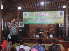 Alumni Pascasarjana Pendidikan ”Ngaruhke” Menangkal Sikap Radikal